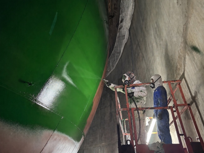 Application of coating by airless spray