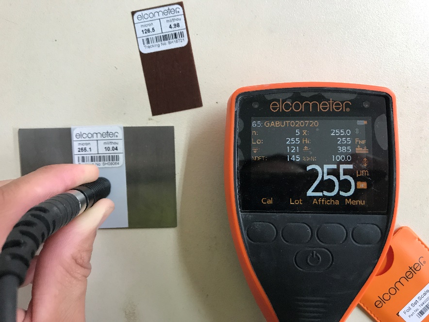 Calibration of the electromagnetic dry film thickness gauge